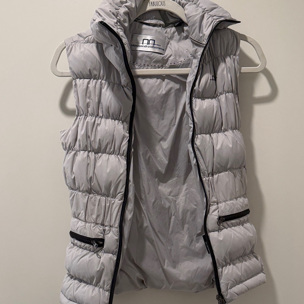 Women's Venezia Down Vest - Picture 3 of 4